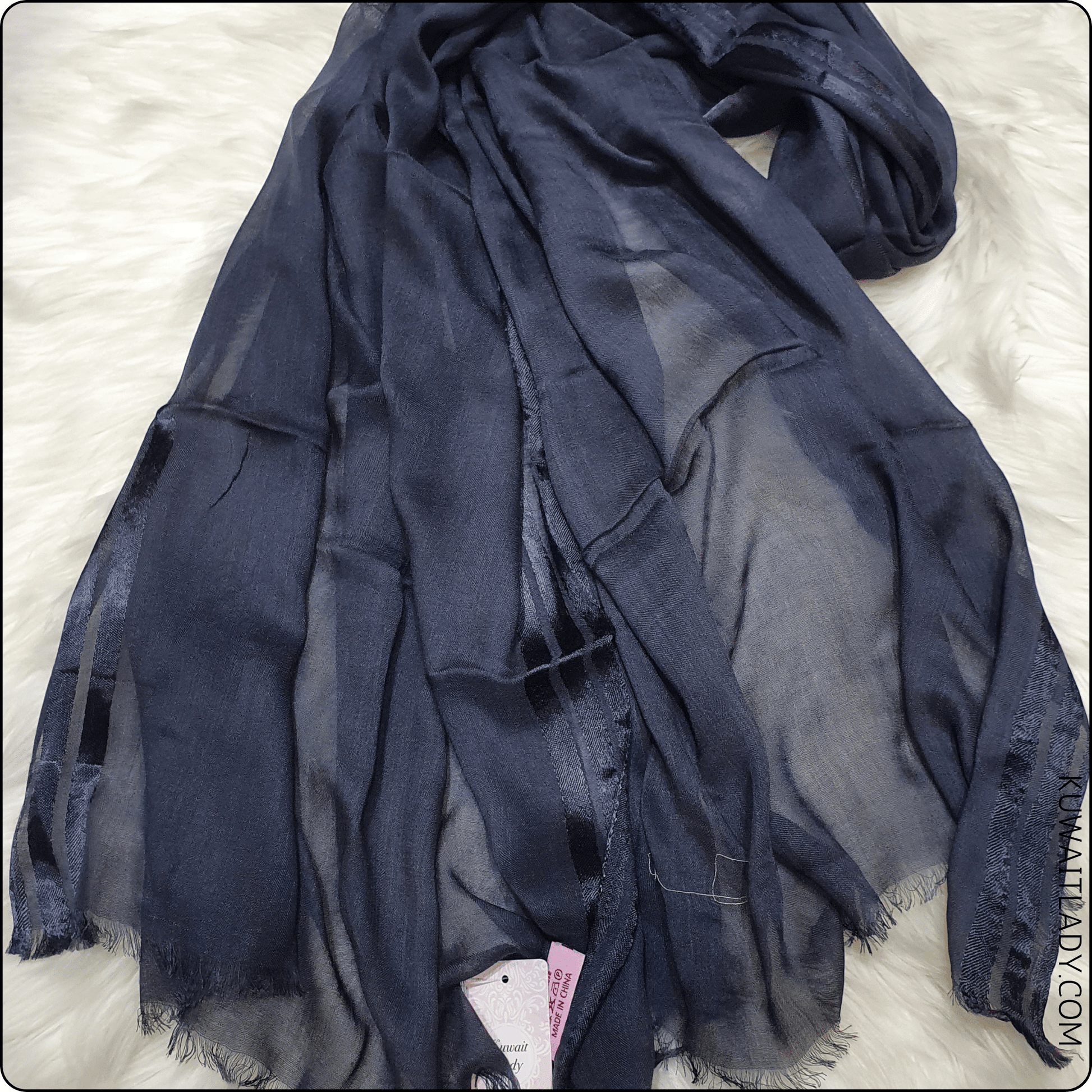 Three Satin Lines Linen Scarf