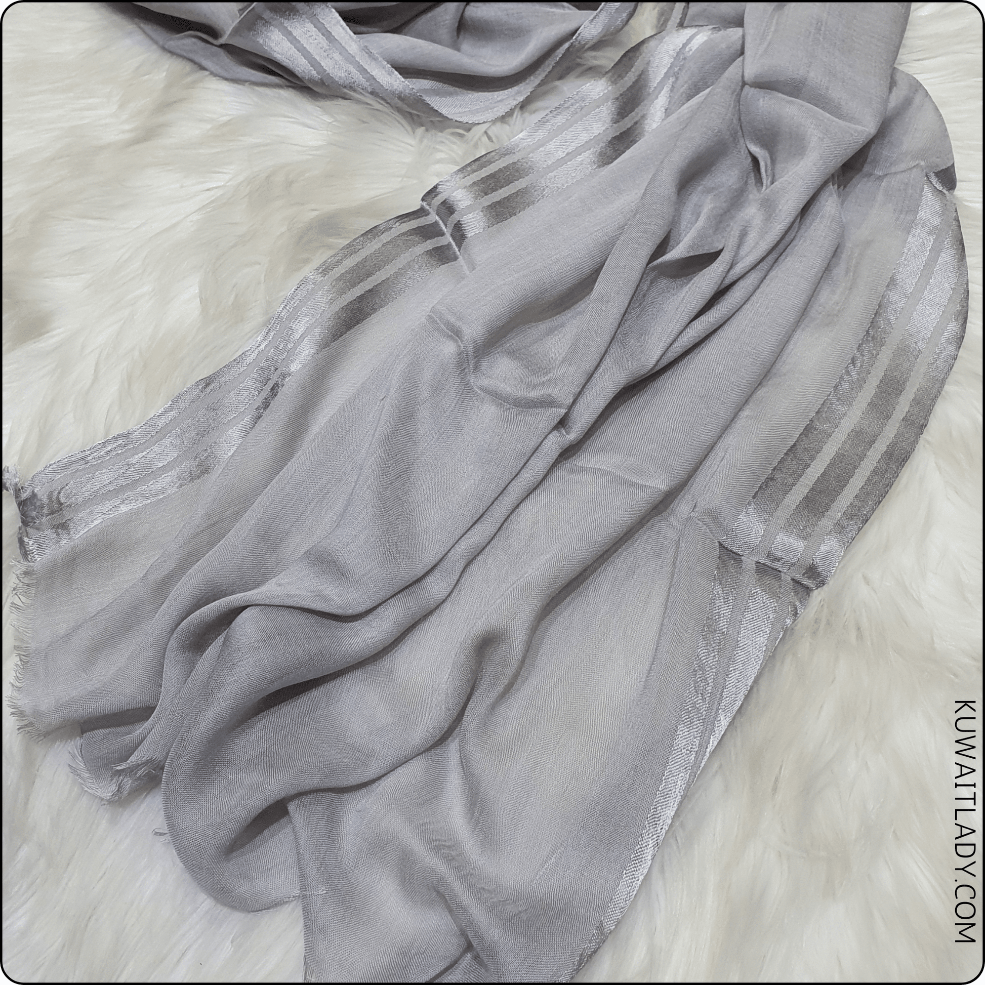 Three Satin Lines Linen Scarf