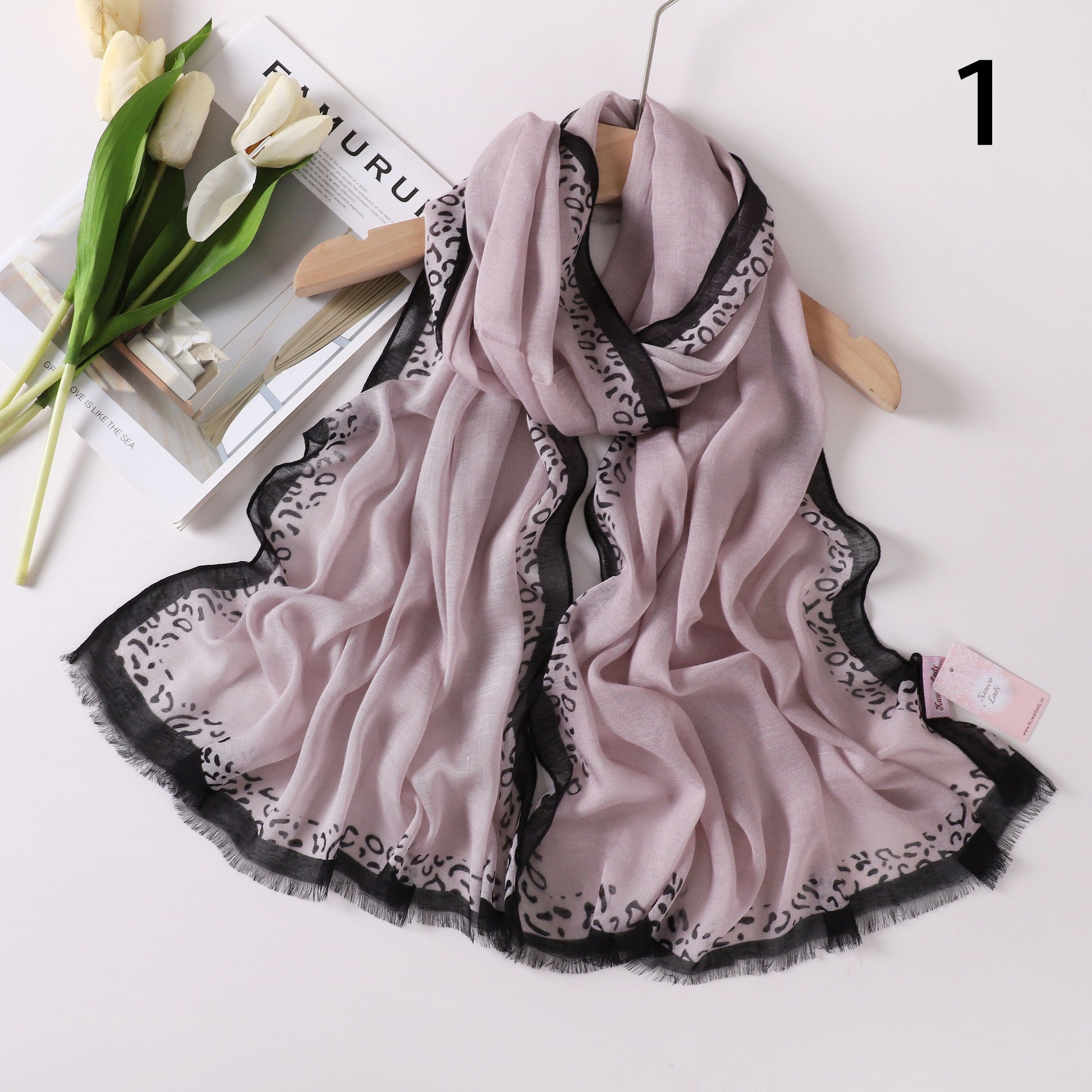 Tiger Border Linen Scarf