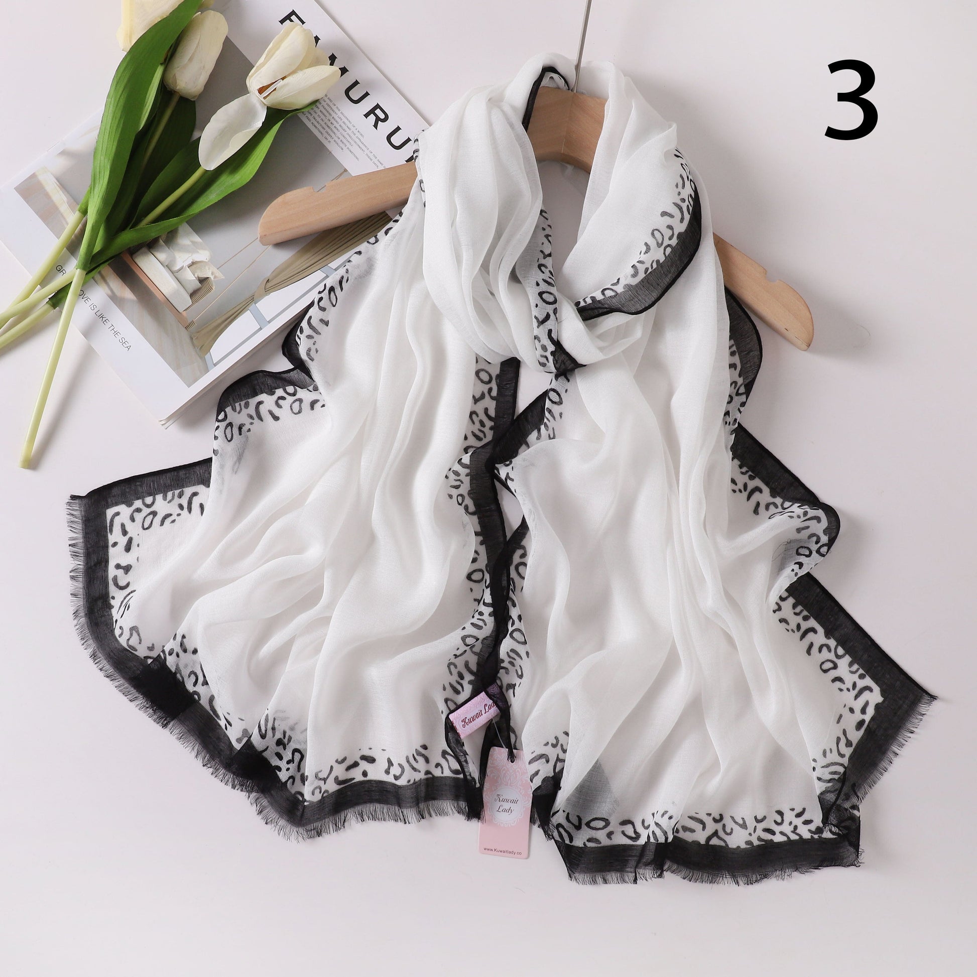 Tiger Border Linen Scarf