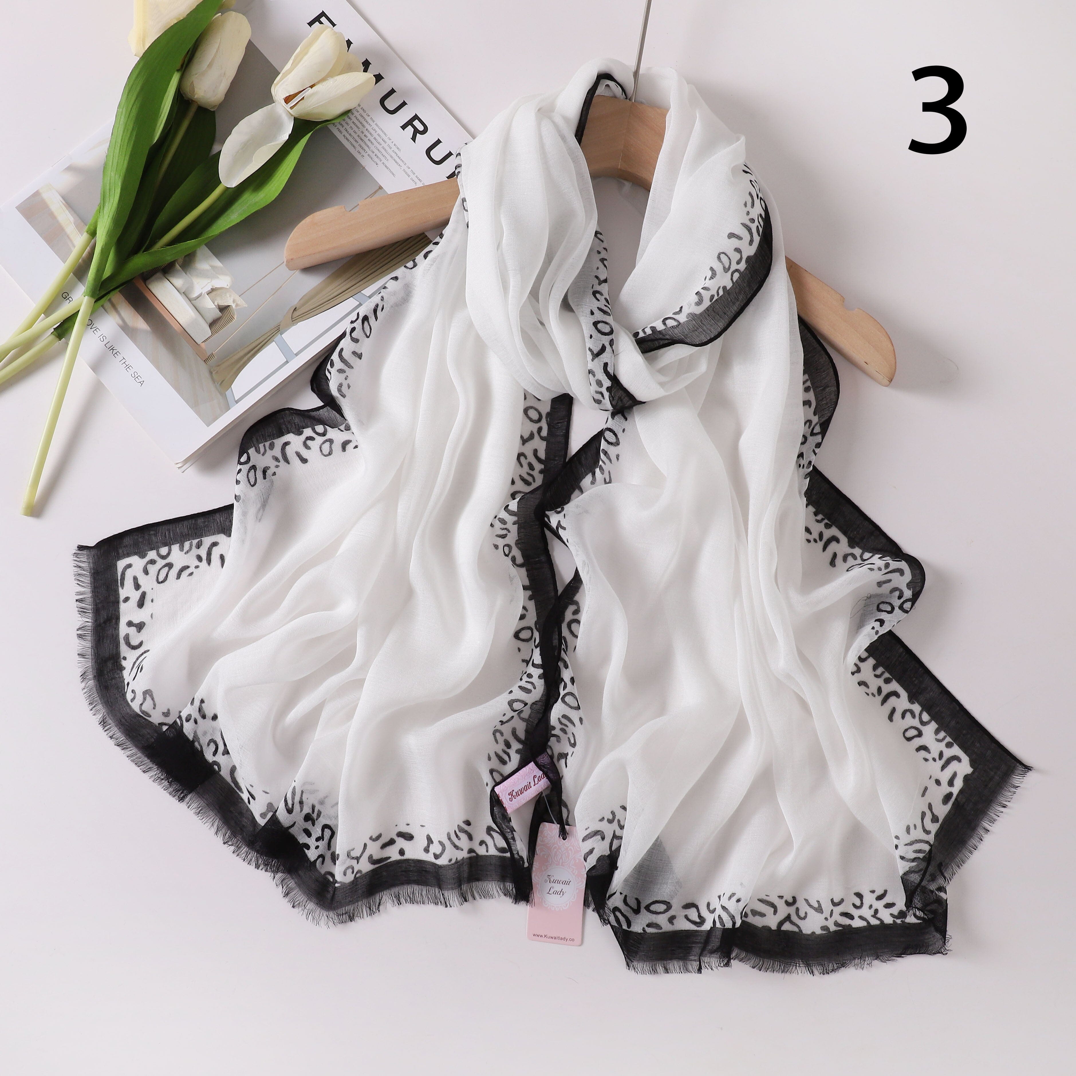 Tiger Border Linen Scarf