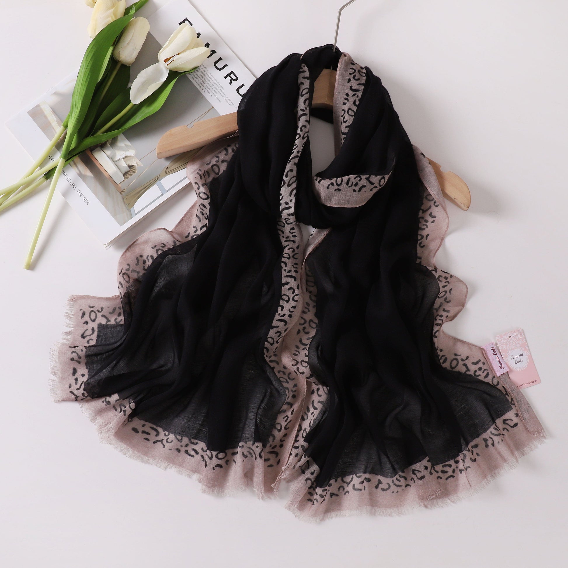 Tiger Border Linen Scarf