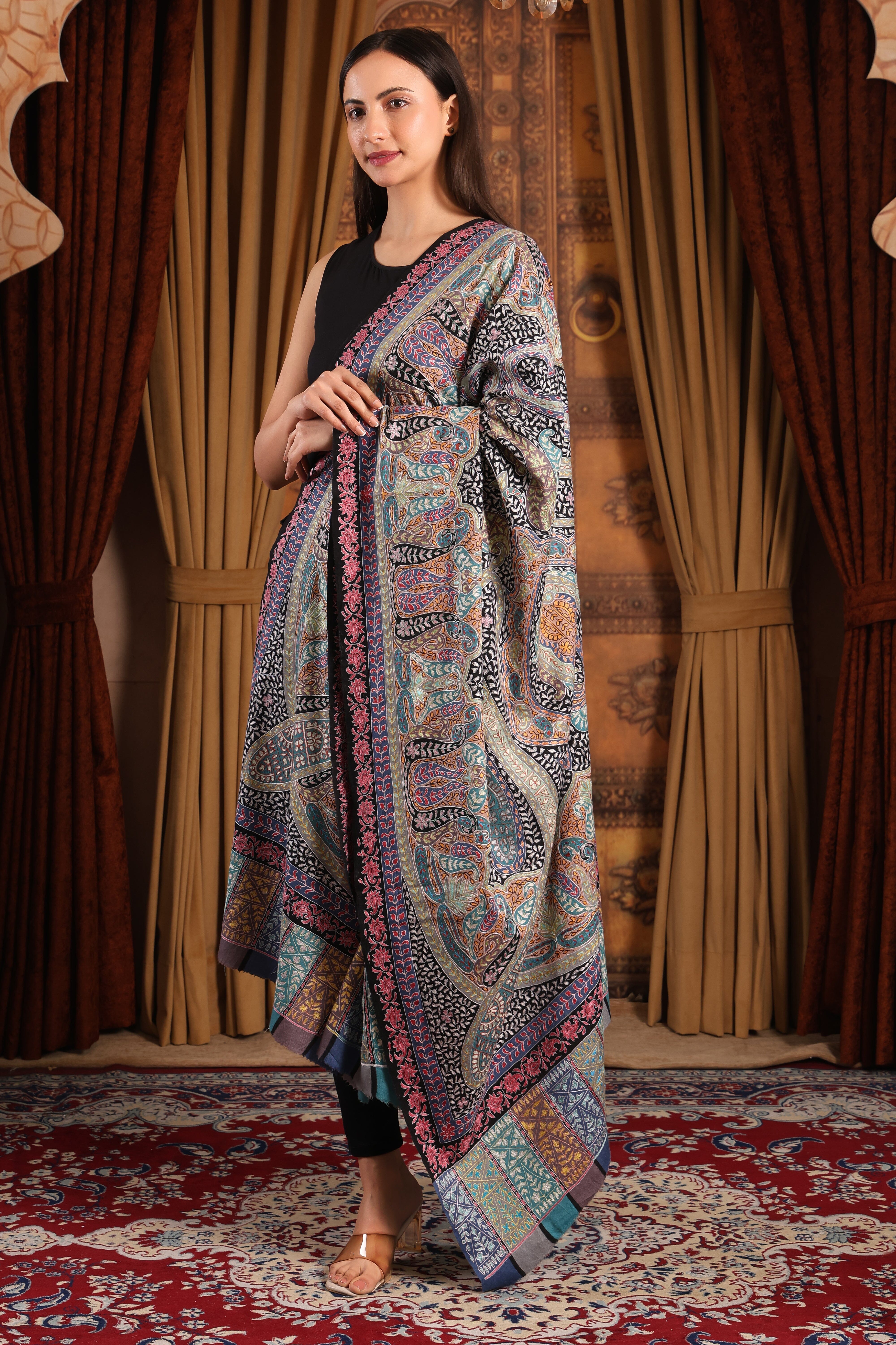 Traditional Kashmiri Pashmina Shawl
