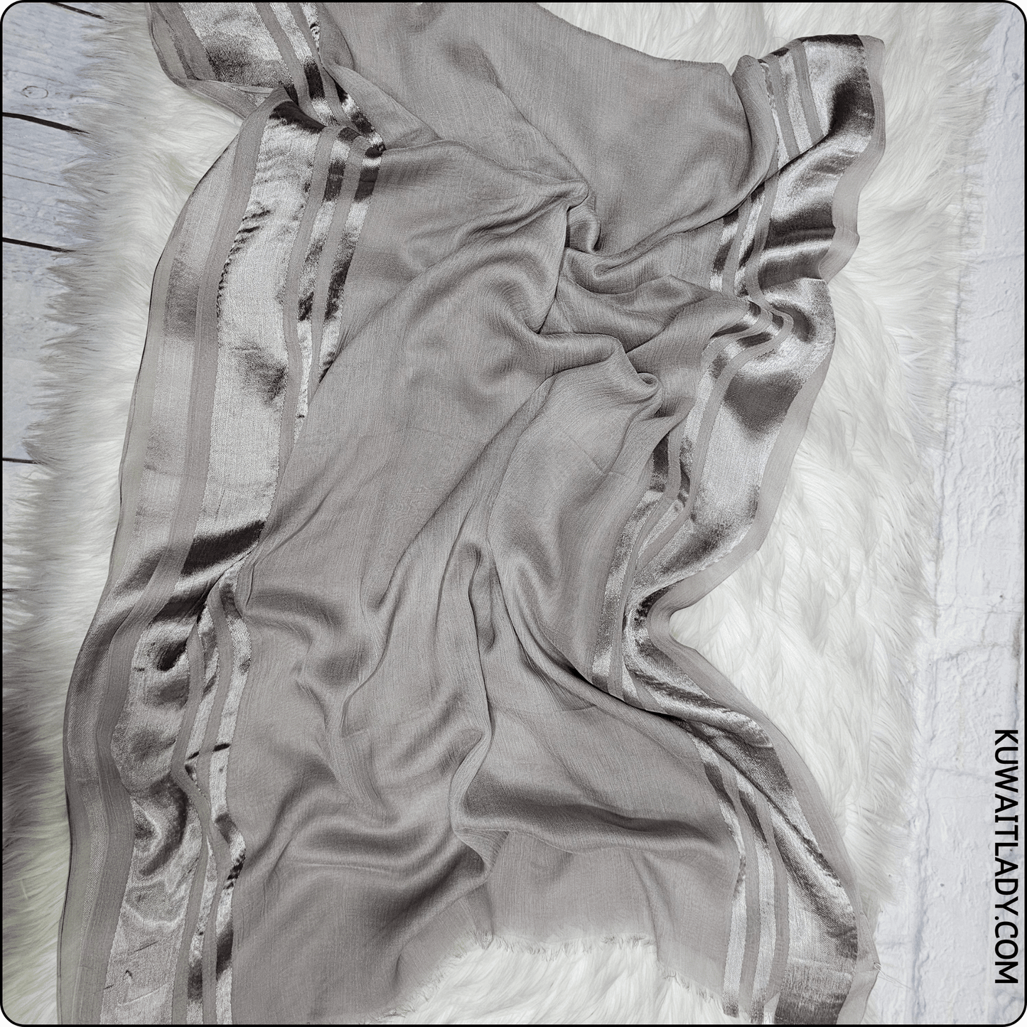 Trio Stripe Linen Scarf